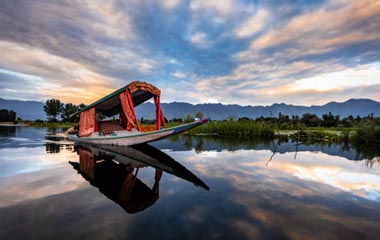 Shikara Boat, Kashmir